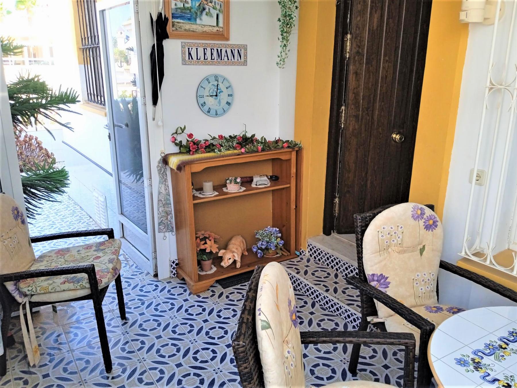 For sale of chalet in Torrevieja