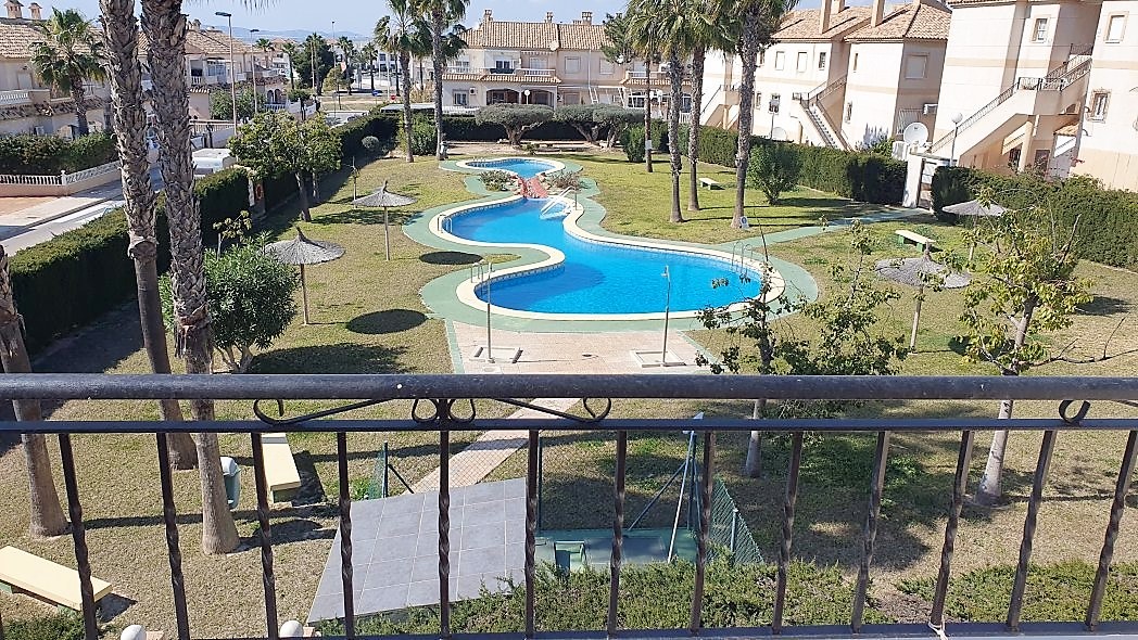 For sale of bungalow in Torrevieja
