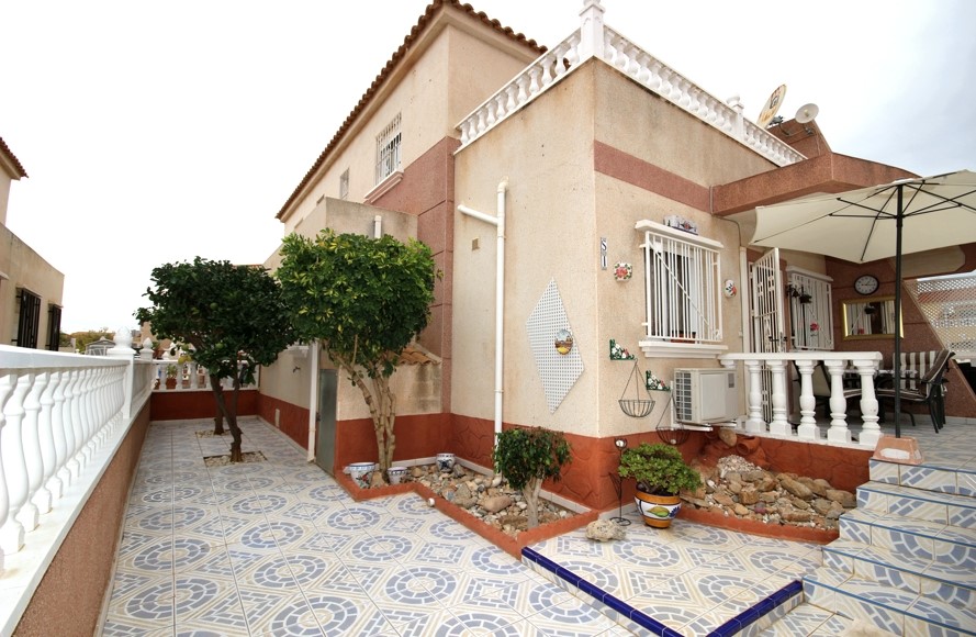 Venta de chalet en Orihuela Costa