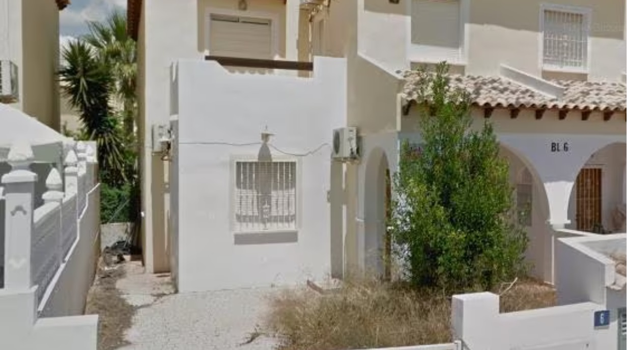 For sale of chalet in Orihuela Costa