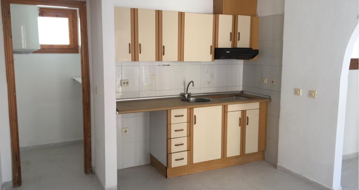 For sale of bungalow in San Miguel de Salinas