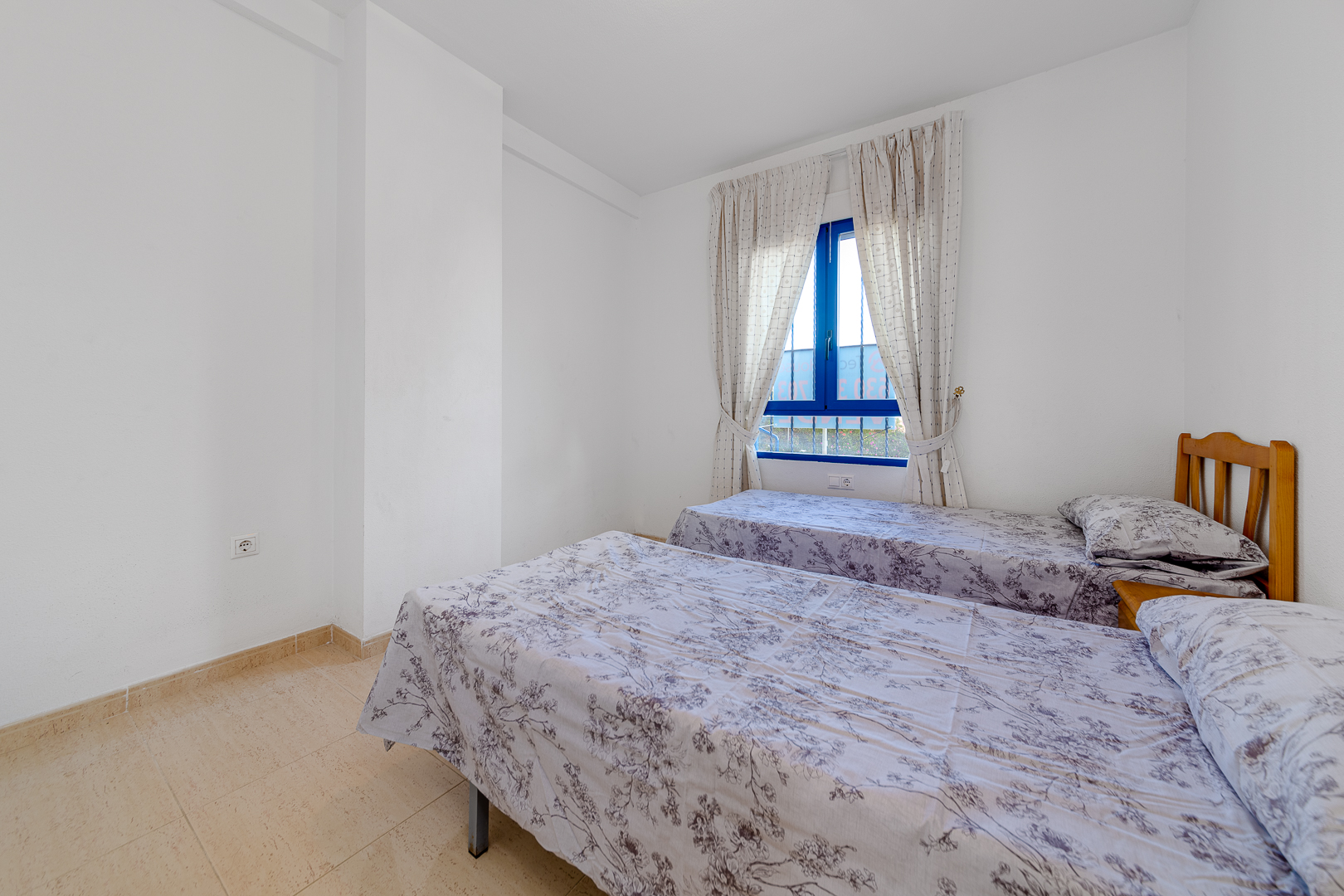 For sale of apartment in Orihuela Costa
