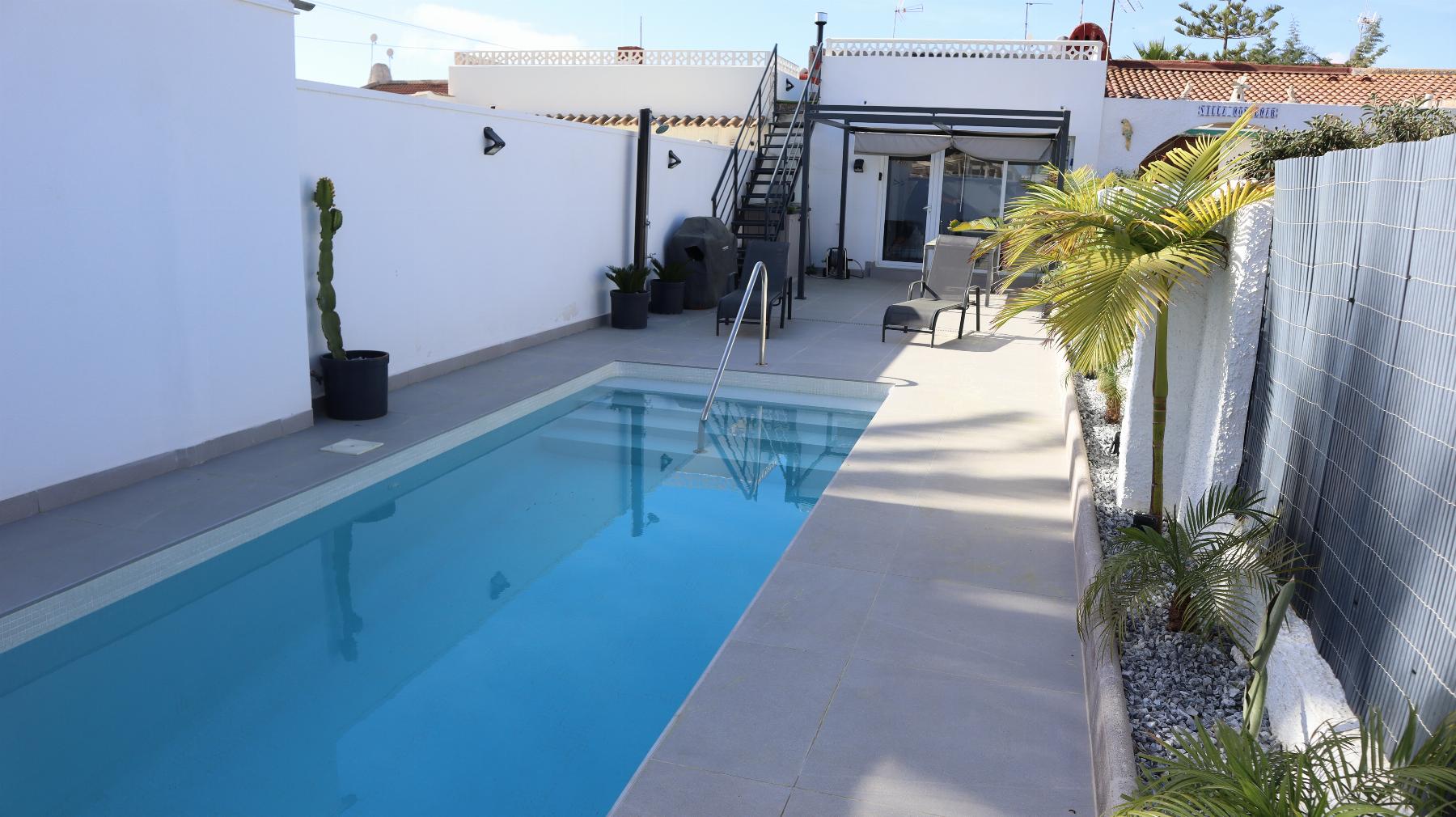 For sale of chalet in Orihuela Costa