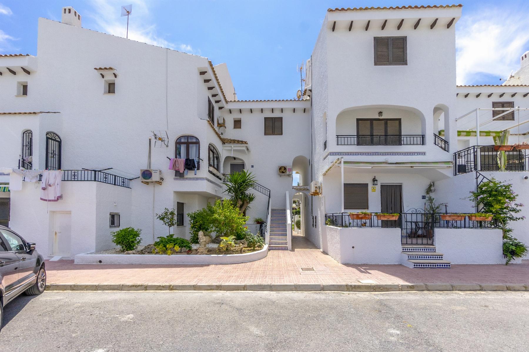 For sale of bungalow in Orihuela Costa