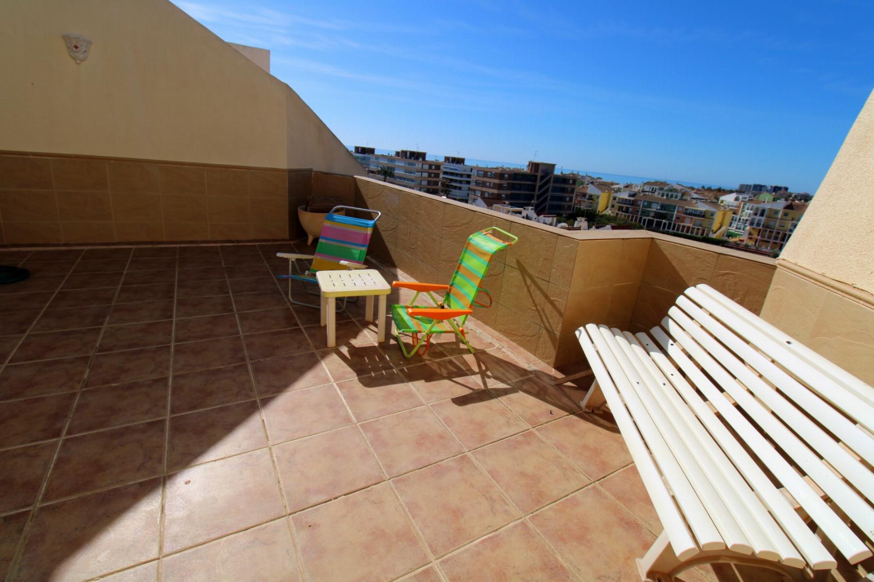 For sale of penthouse in Torrevieja