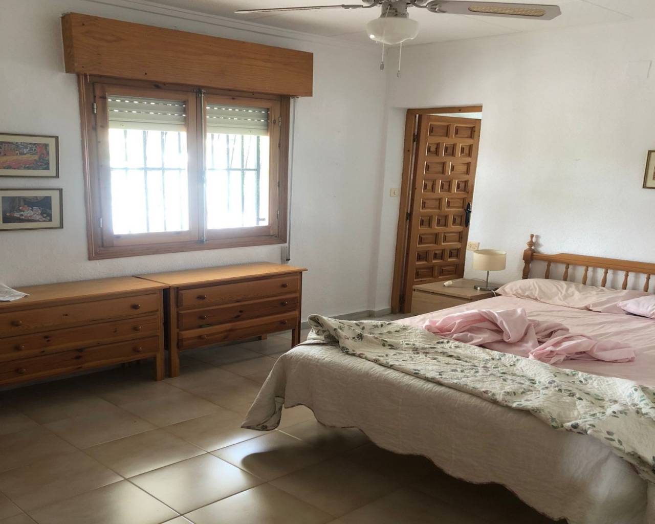 For sale of chalet in Torrevieja