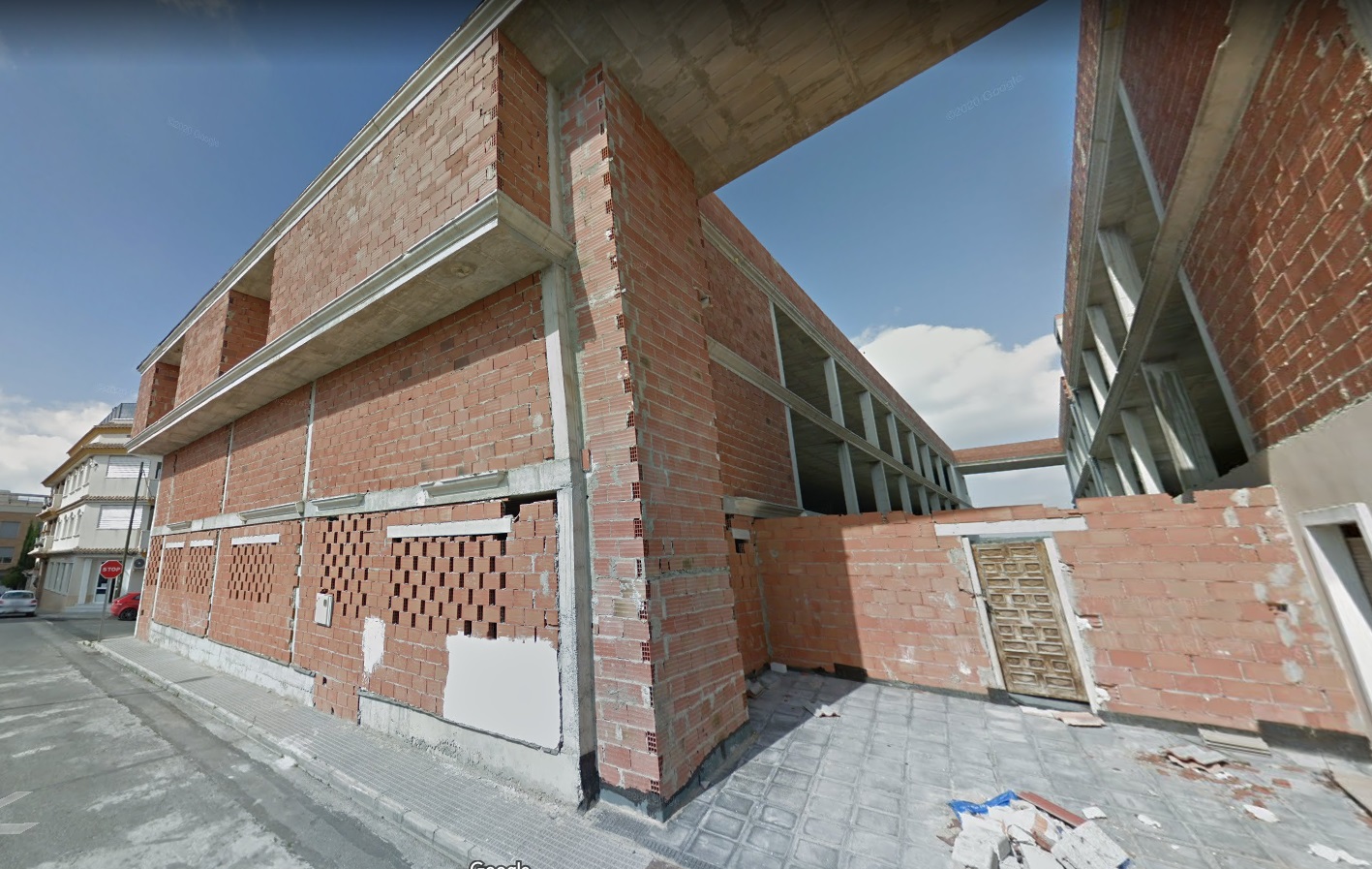 For sale of building in San Miguel de Salinas