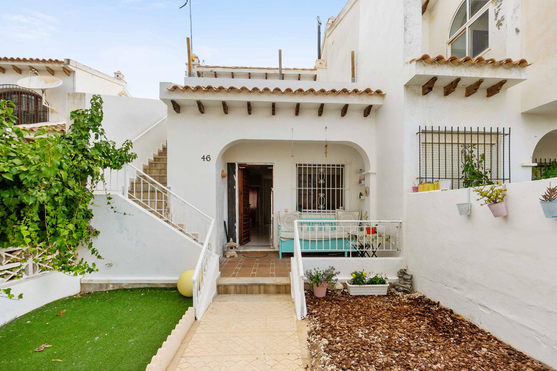 For sale of chalet in Orihuela Costa