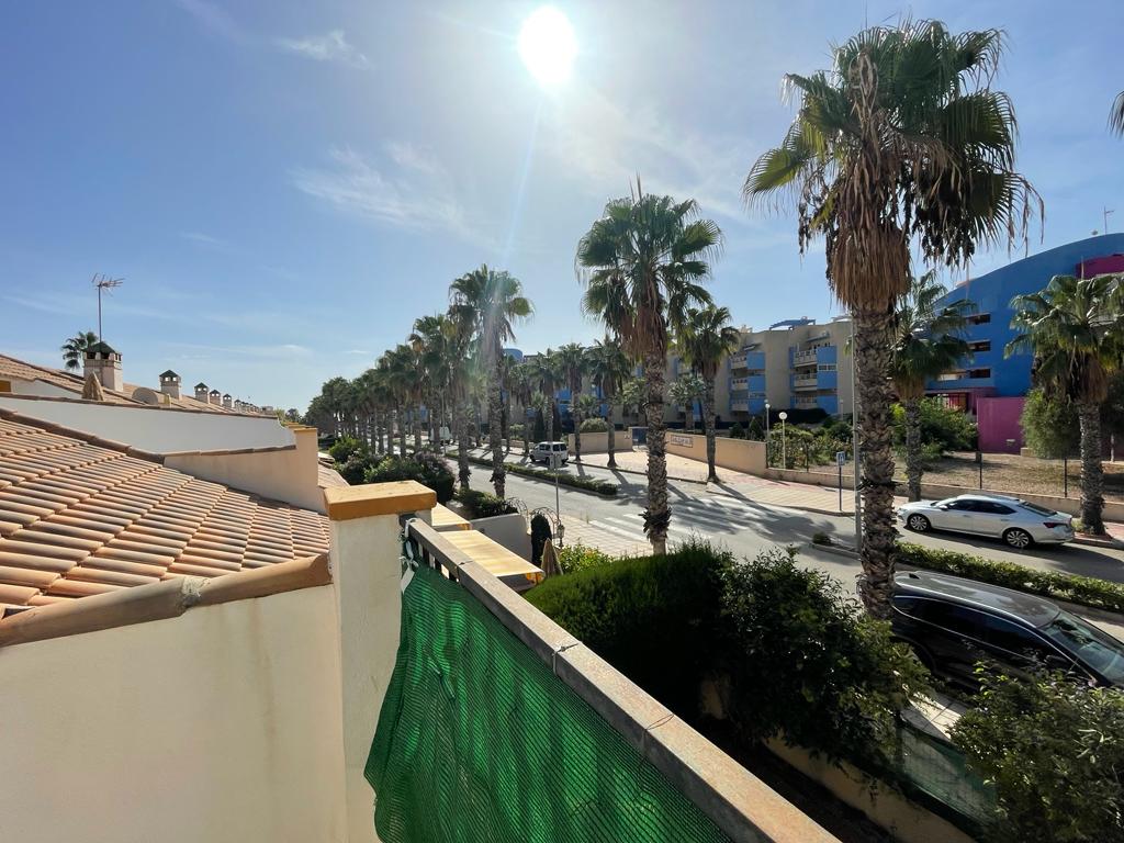 Venta de chalet en Orihuela Costa