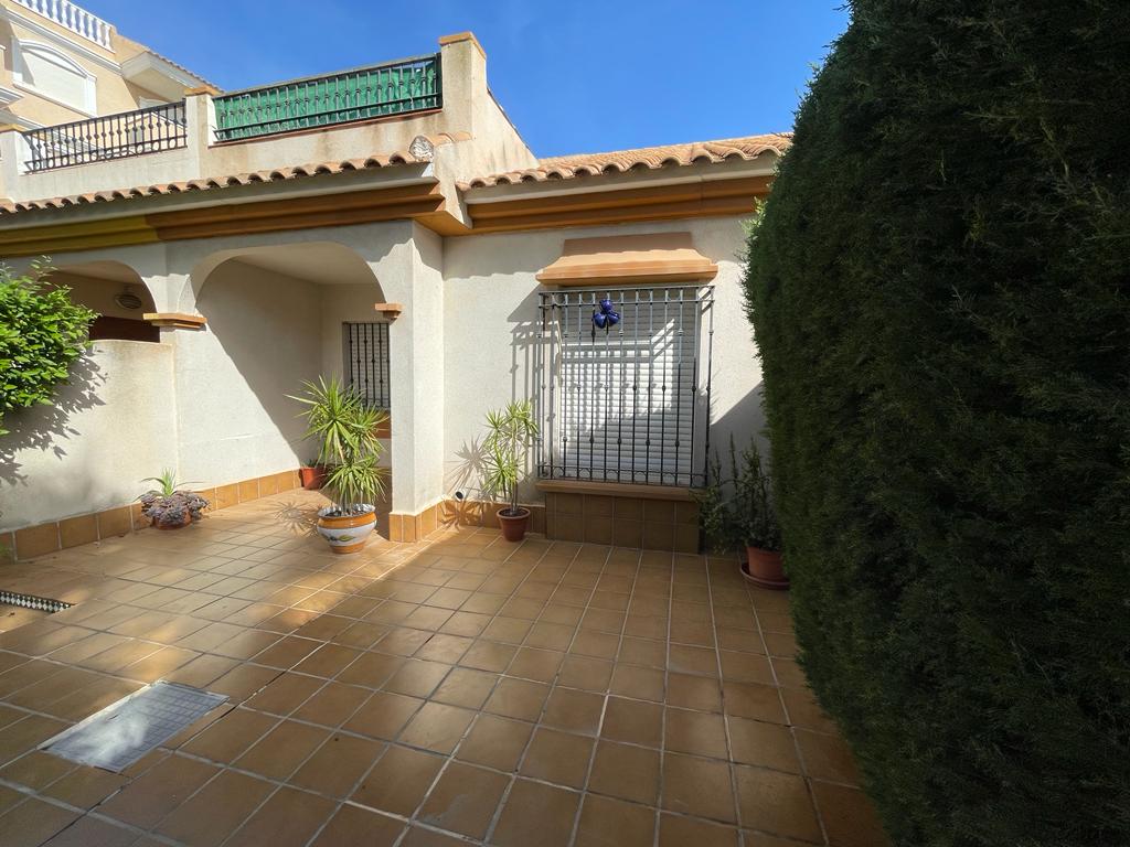 Venta de chalet en Orihuela Costa