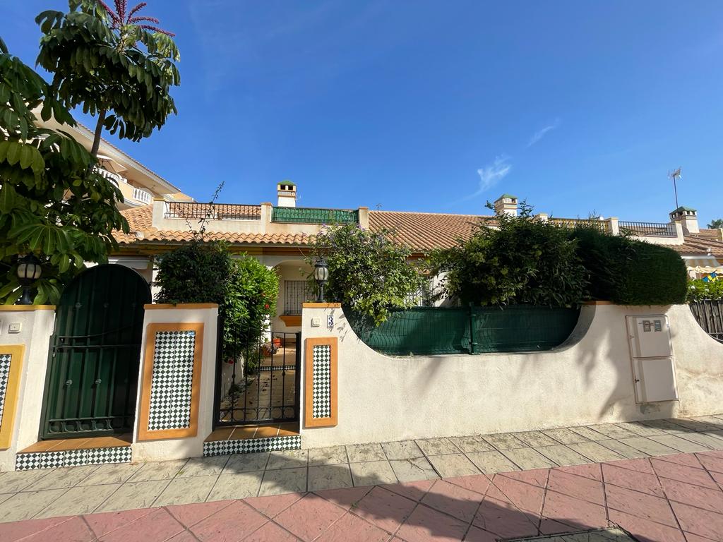 For sale of chalet in Orihuela Costa