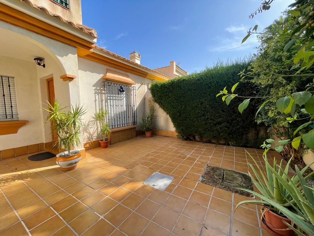 Venta de chalet en Orihuela Costa