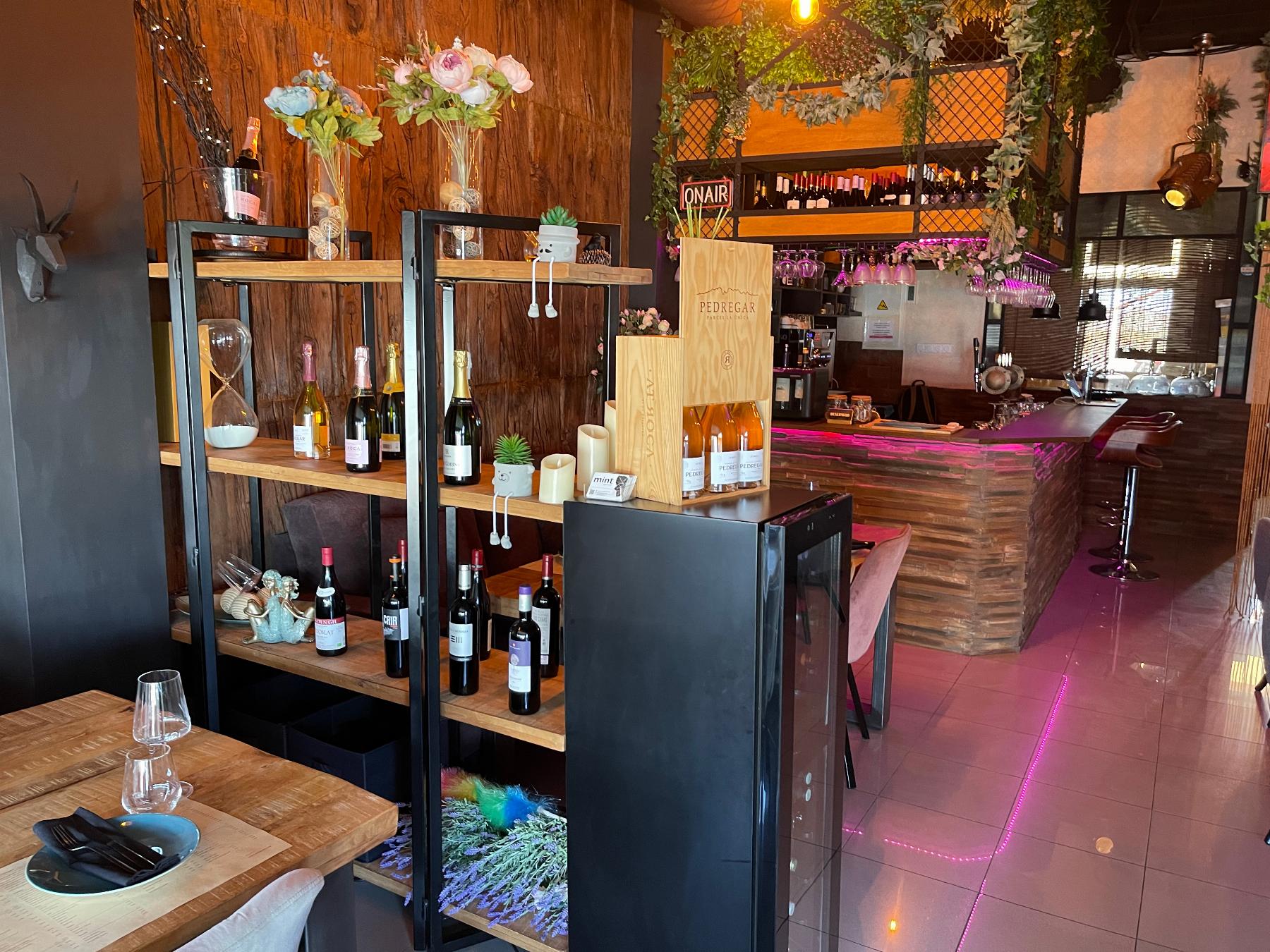 For sale of commercial in Orihuela Costa