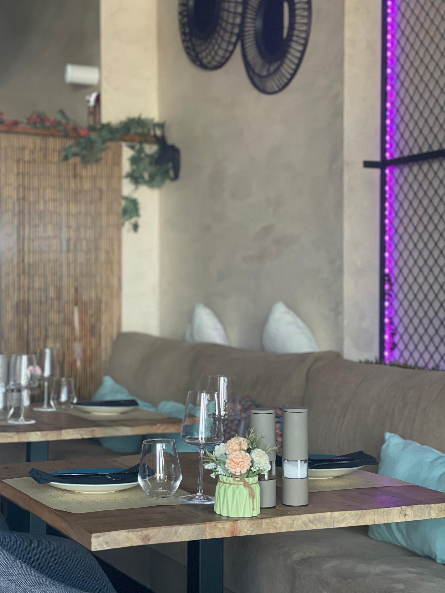 For share of commercial in Orihuela Costa