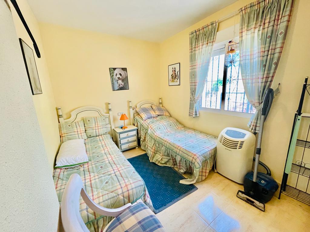 Venta de chalet en Orihuela Costa