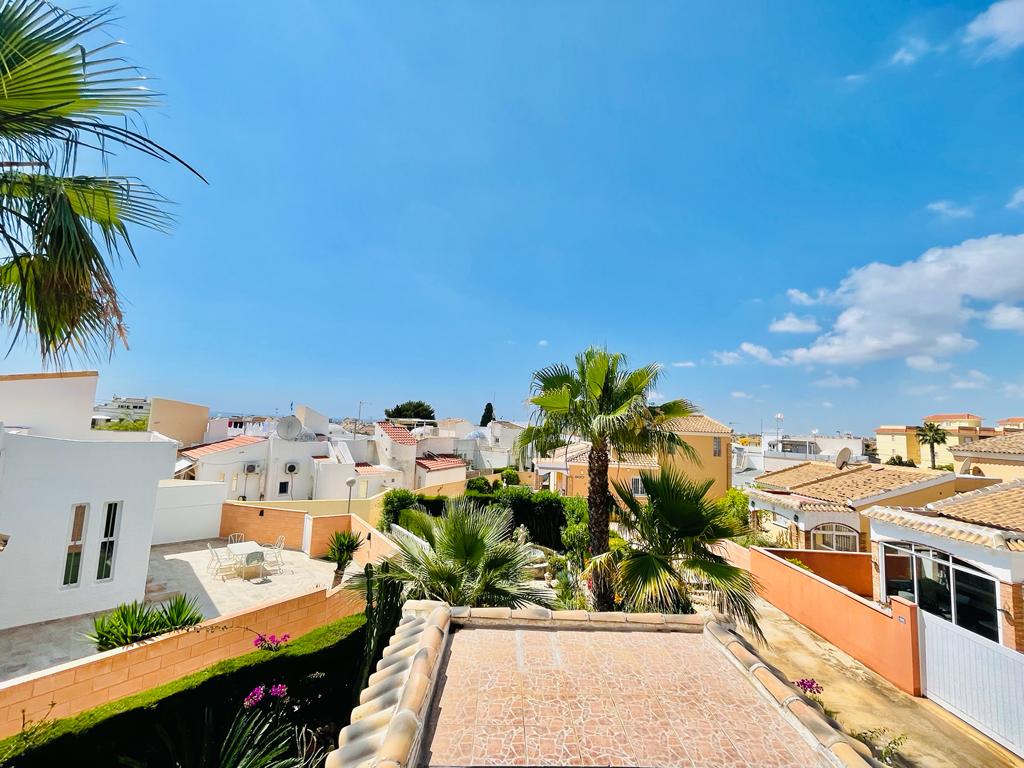 Venta de chalet en Orihuela Costa