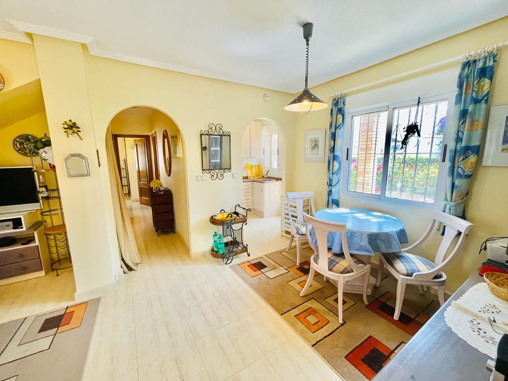 Venta de chalet en Orihuela Costa