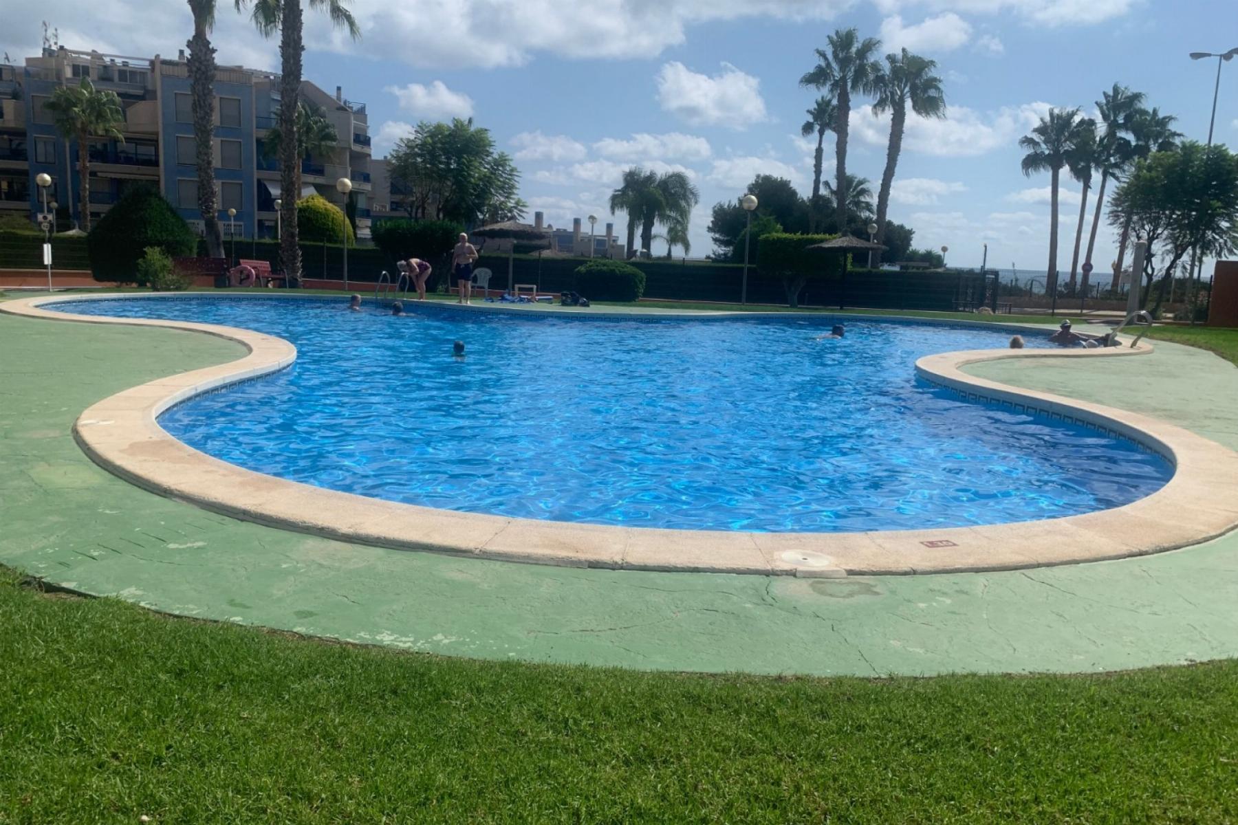 For sale of chalet in Orihuela Costa