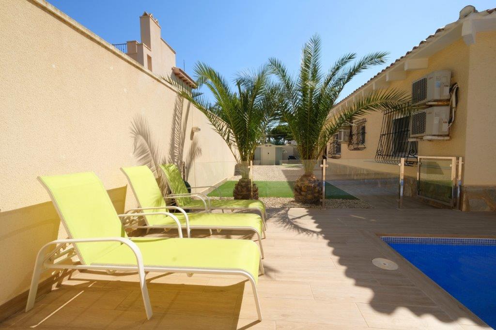 Venta de chalet en Orihuela Costa