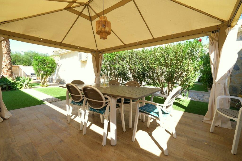 Venta de chalet en Orihuela Costa