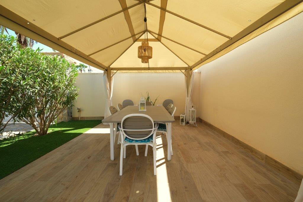 Venta de chalet en Orihuela Costa