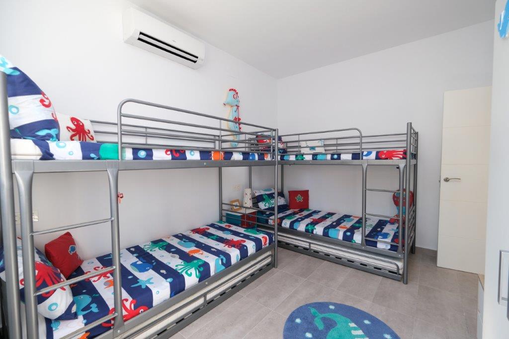 Venta de chalet en Orihuela Costa