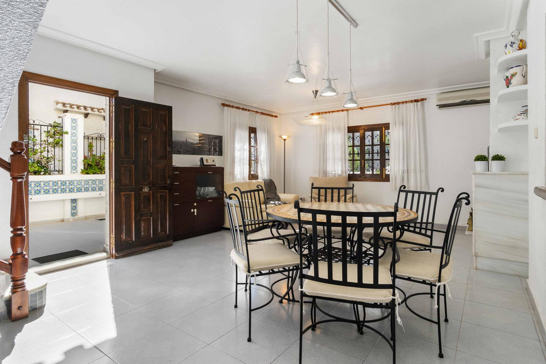 For sale of chalet in Orihuela Costa