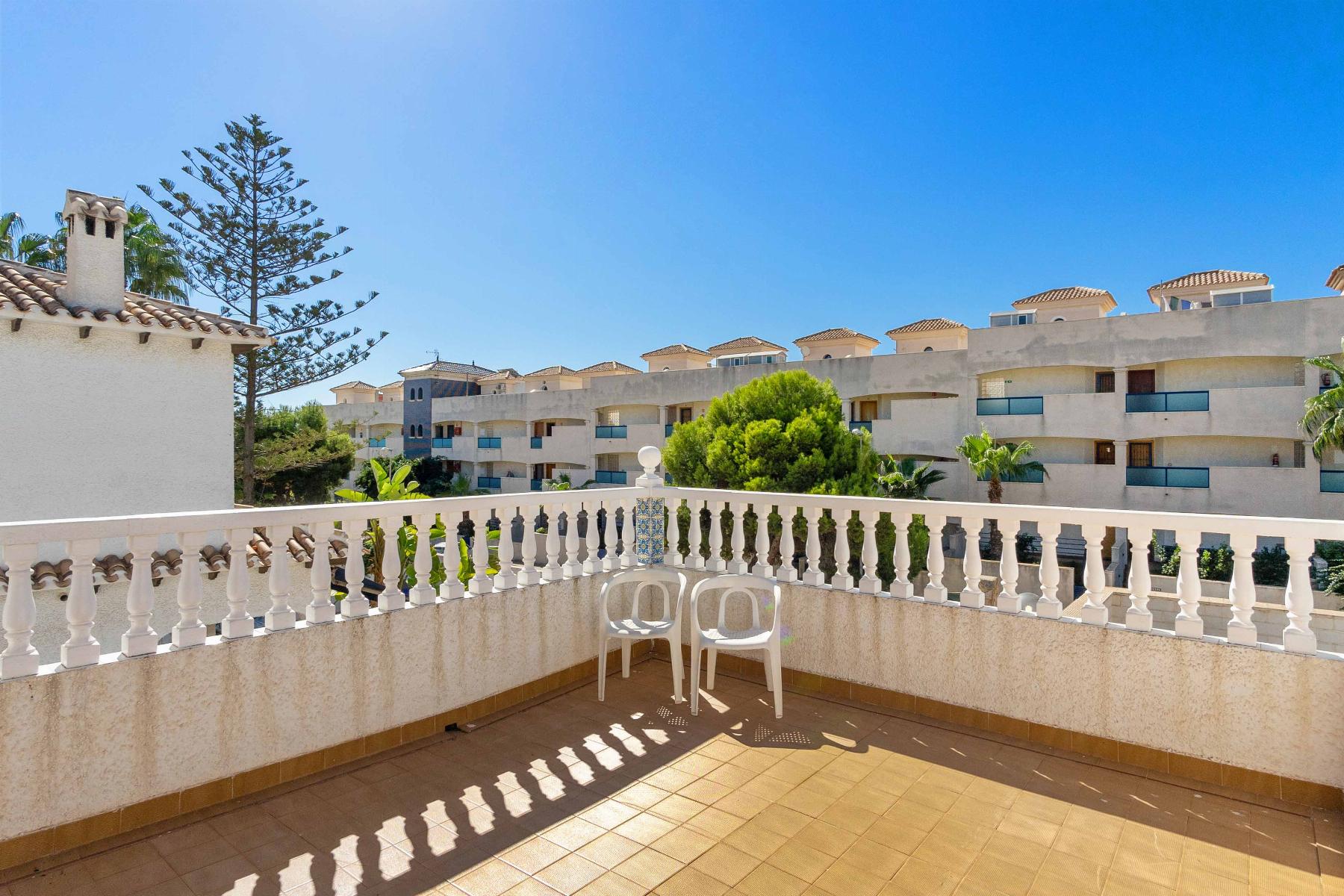 For sale of chalet in Orihuela Costa
