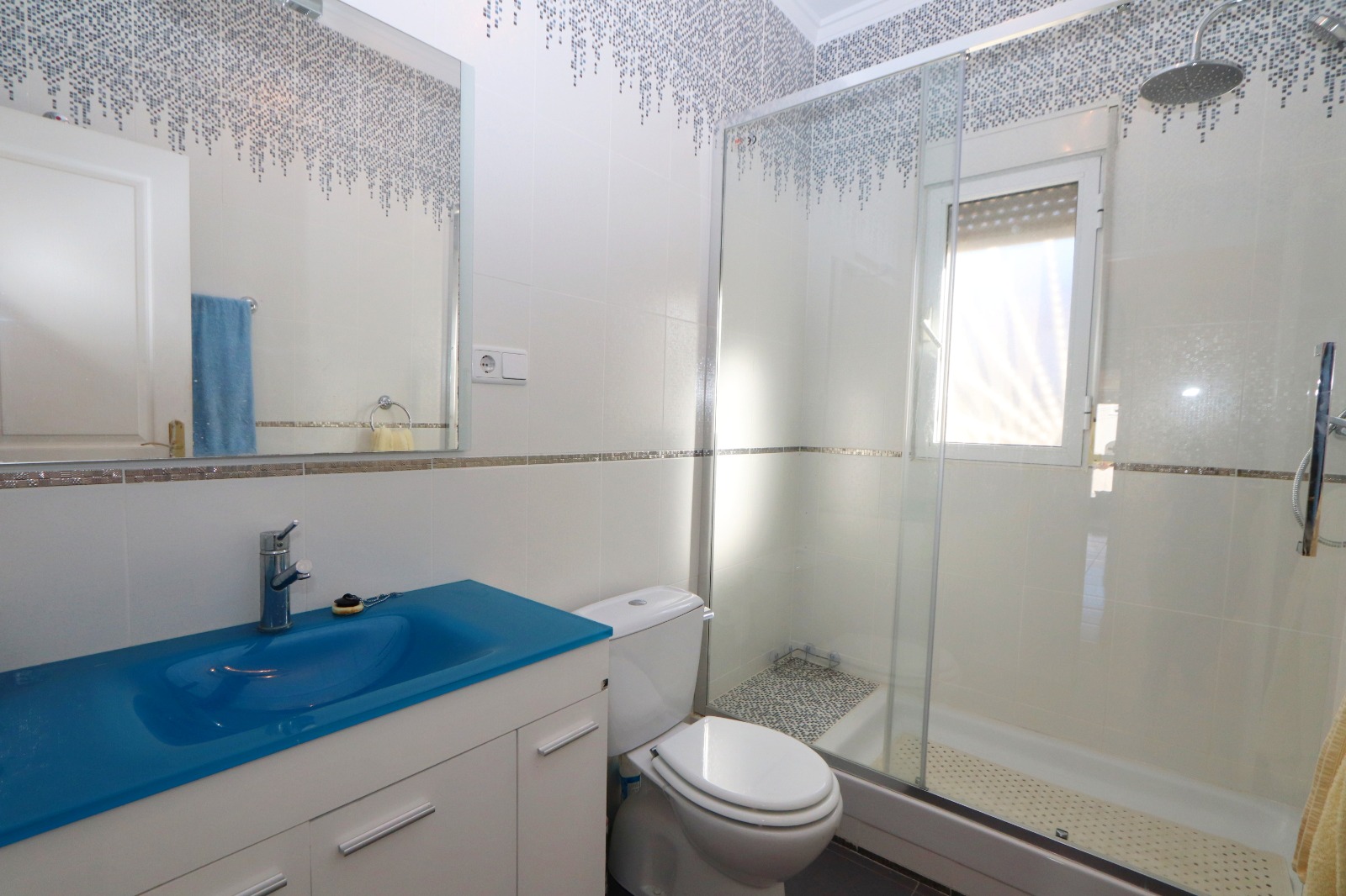 For sale of chalet in Rojales