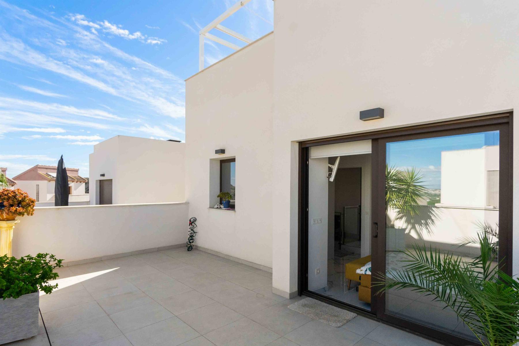 For sale of chalet in Rojales