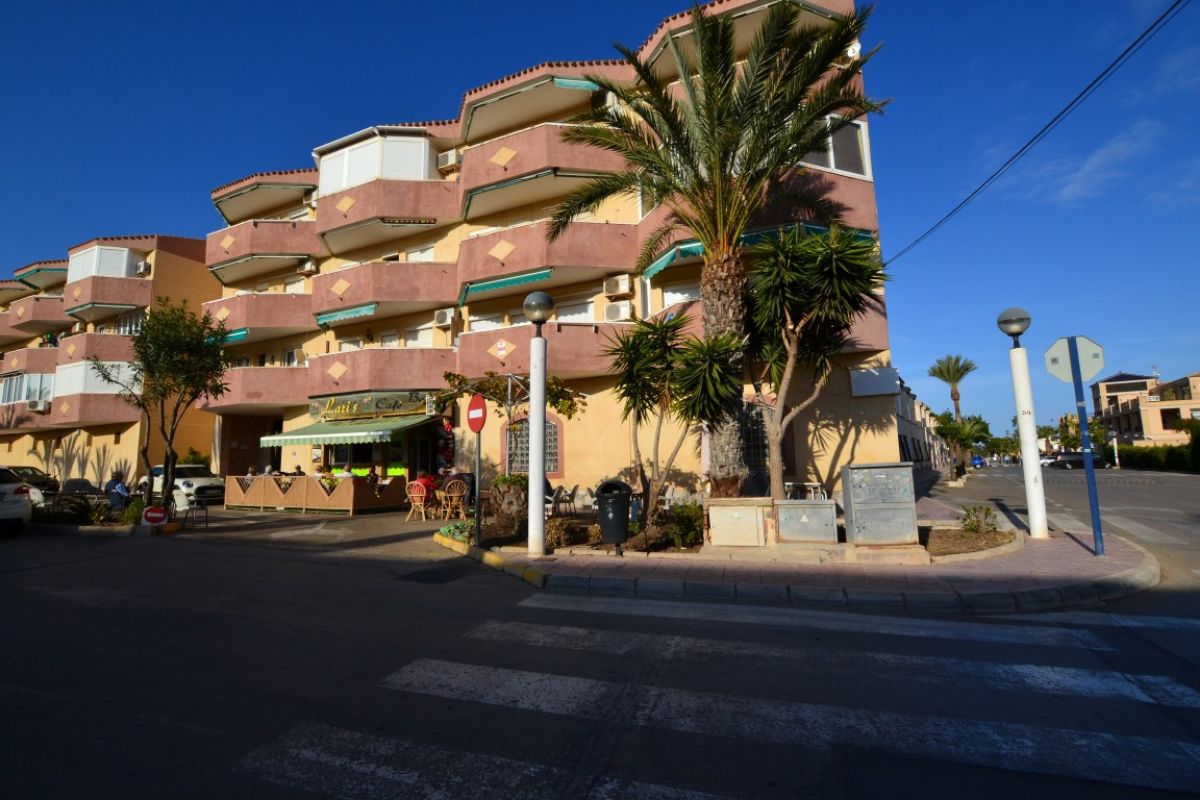 For sale of apartment in Orihuela Costa