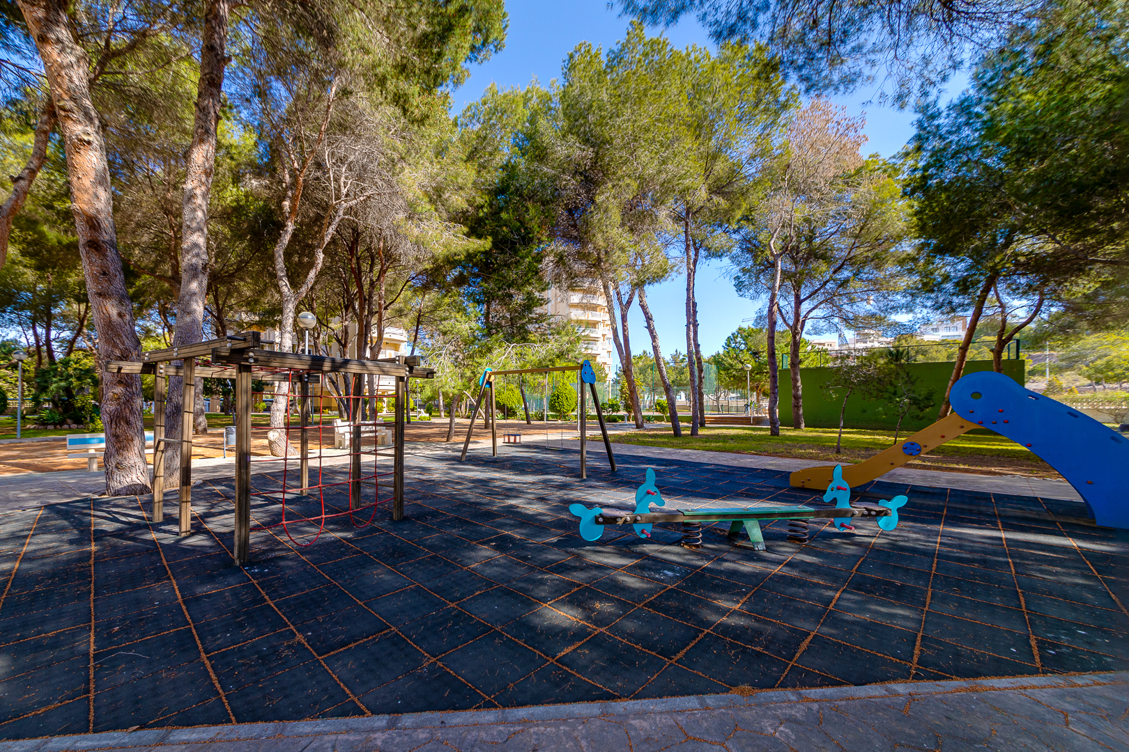 For sale of apartment in Orihuela Costa