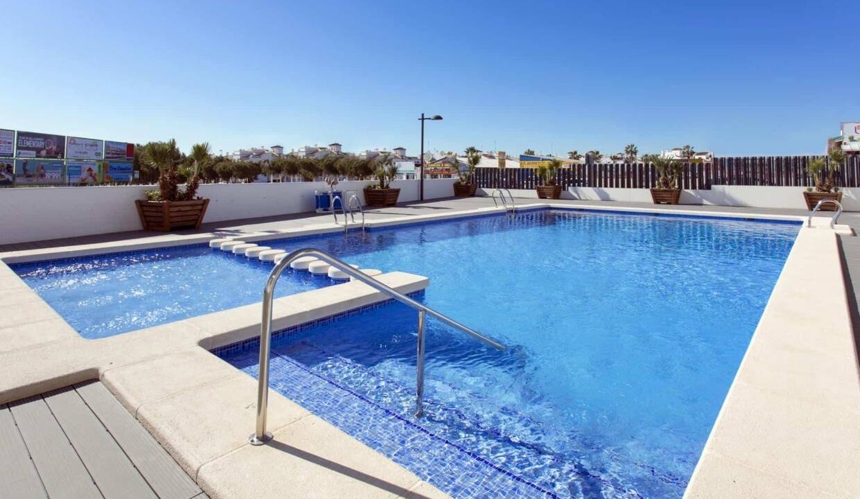 For sale of apartment in Orihuela Costa