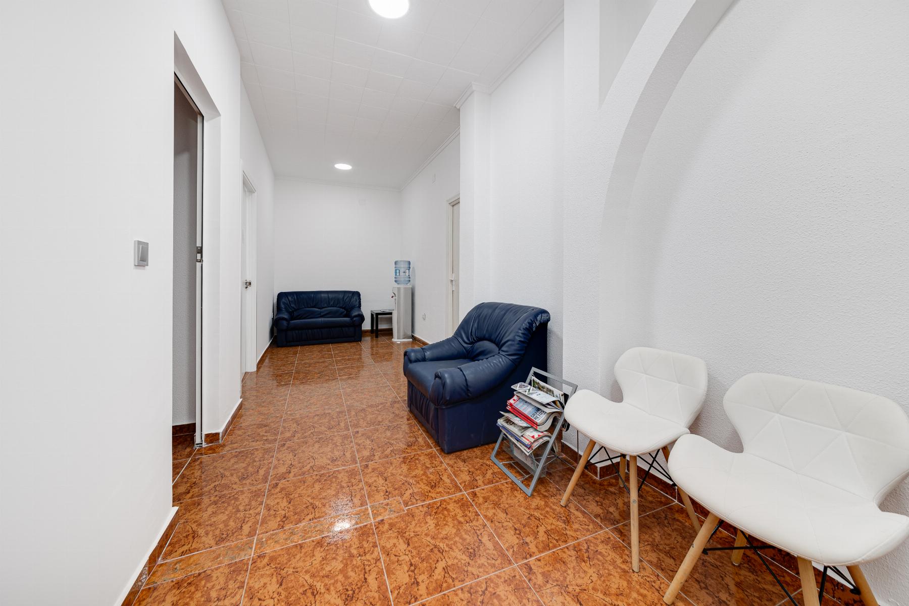 For rent of office in Torrevieja