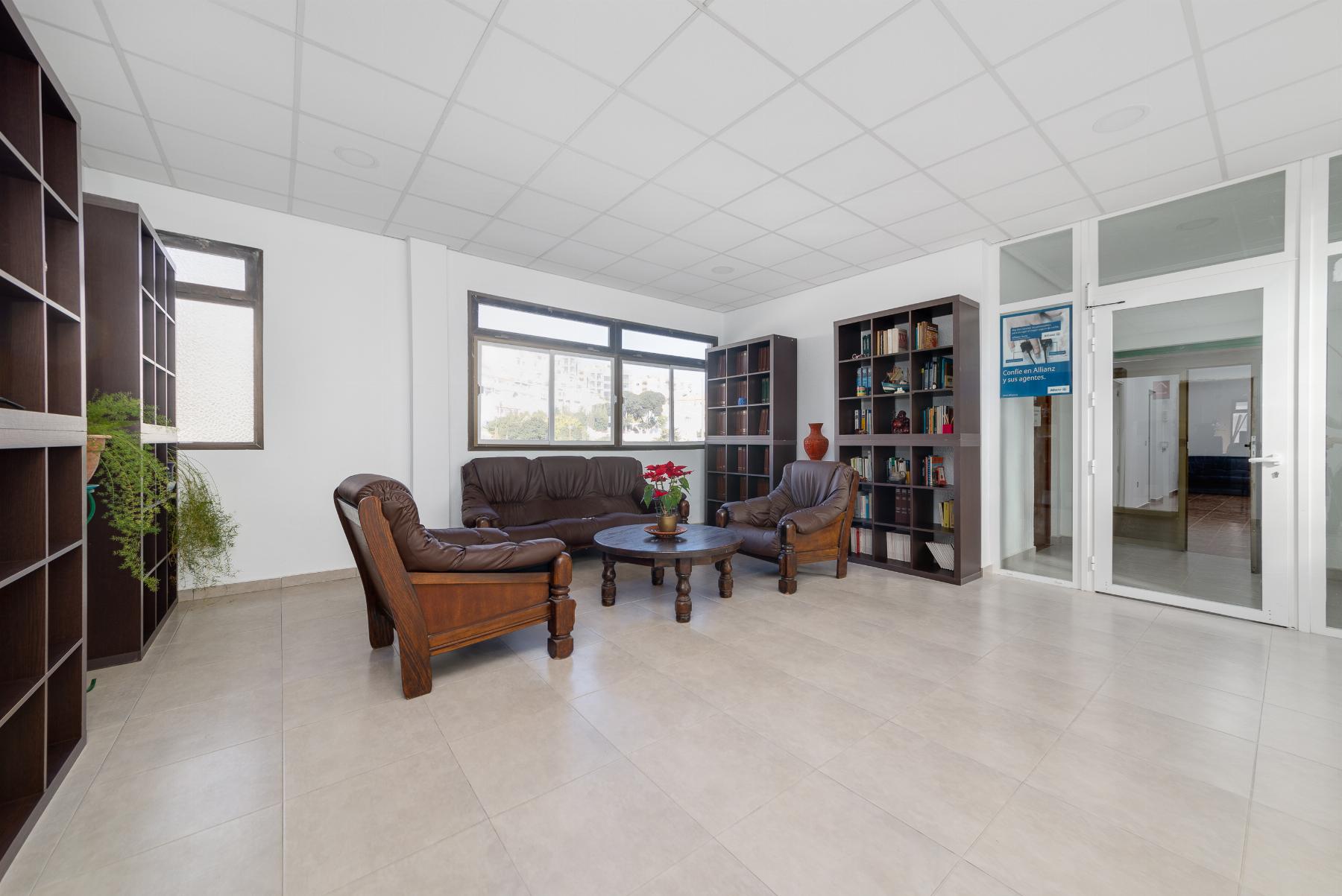 For rent of office in Torrevieja