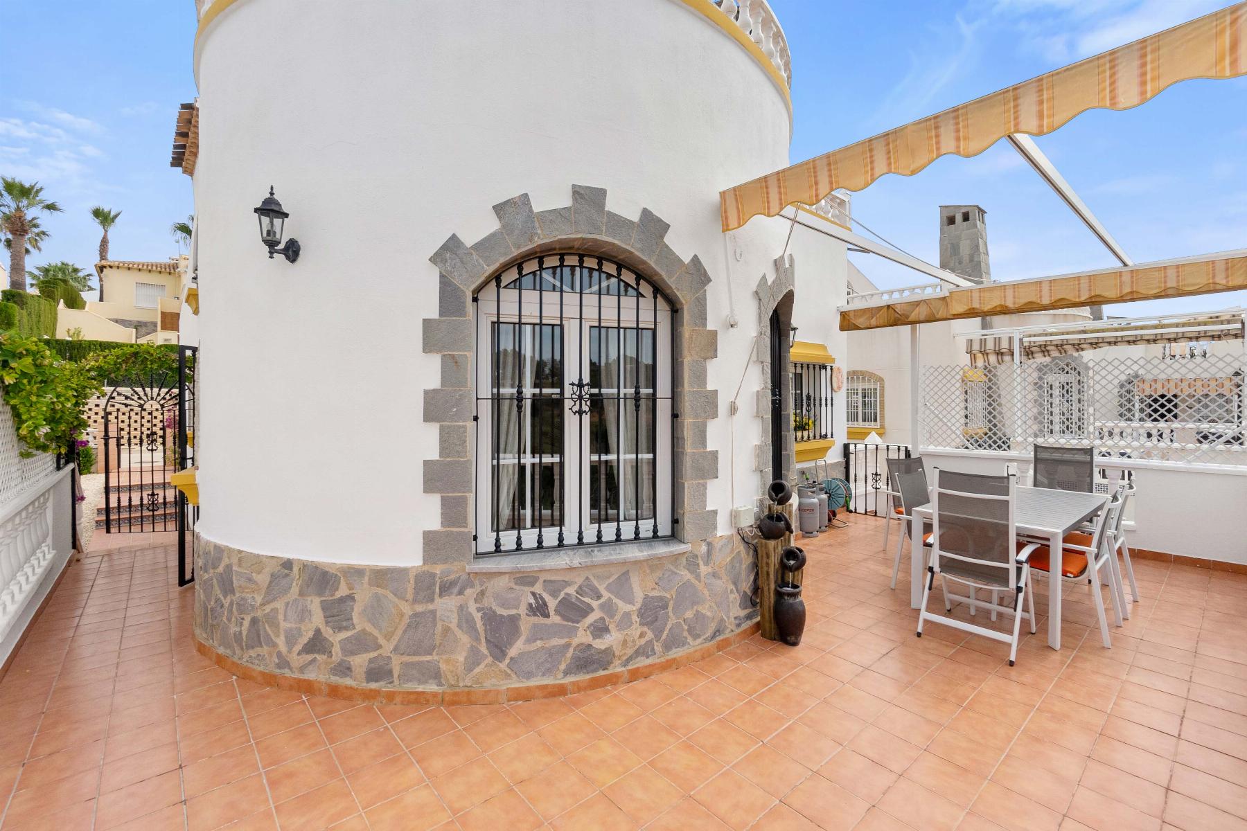 Venta de chalet en Orihuela Costa