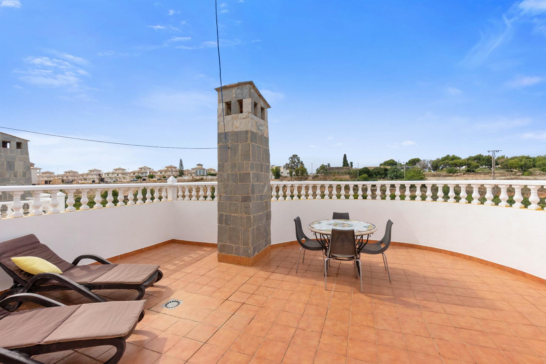 Venta de chalet en Orihuela Costa