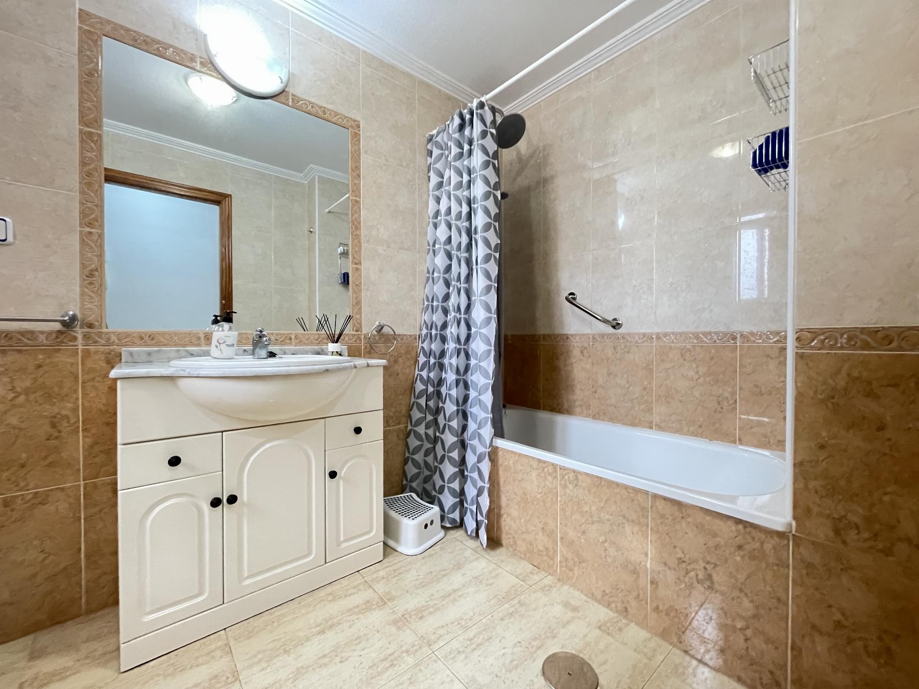 For rent of apartment in Orihuela Costa