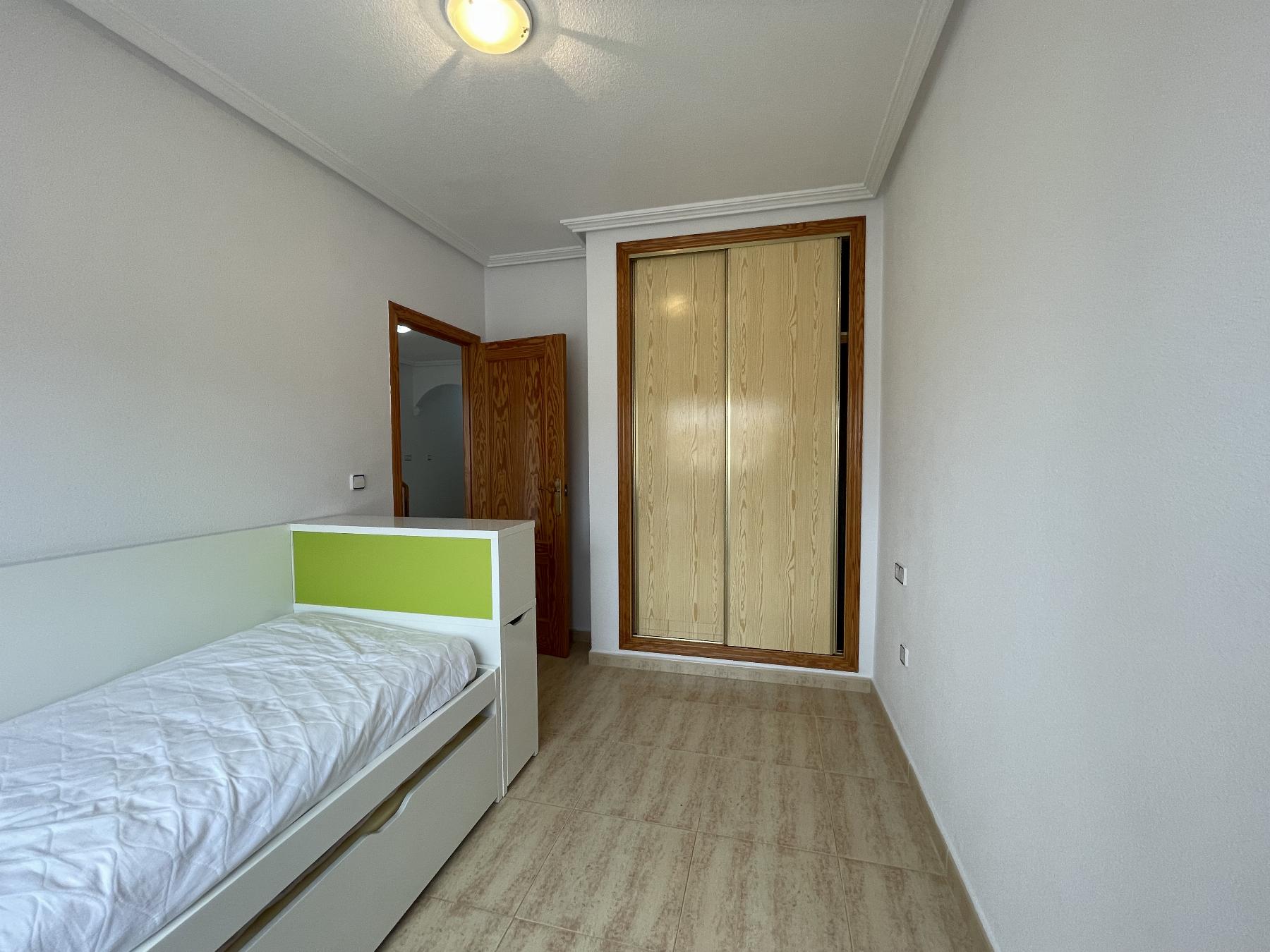 For rent of apartment in Orihuela Costa