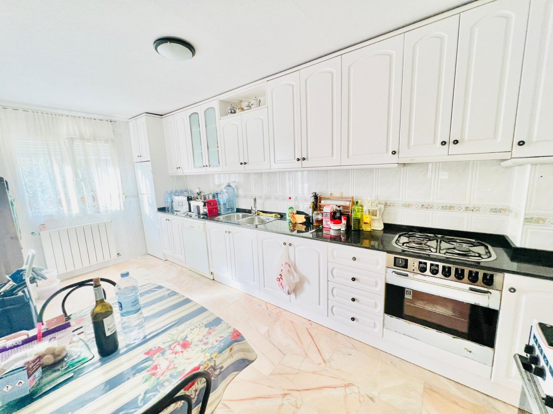 For sale of villa in Pilar de la Horadada
