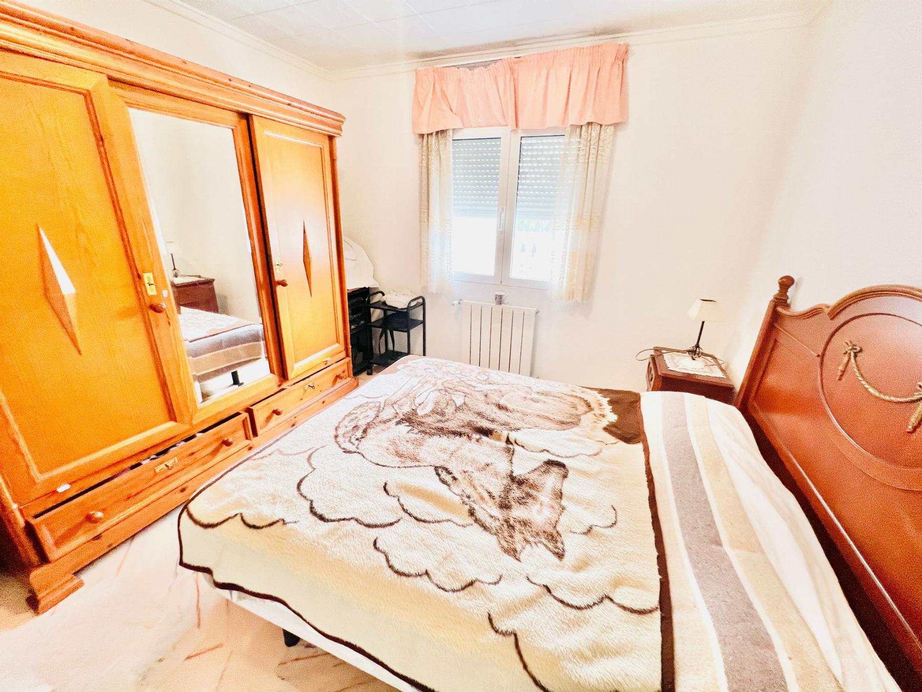 For sale of villa in Pilar de la Horadada