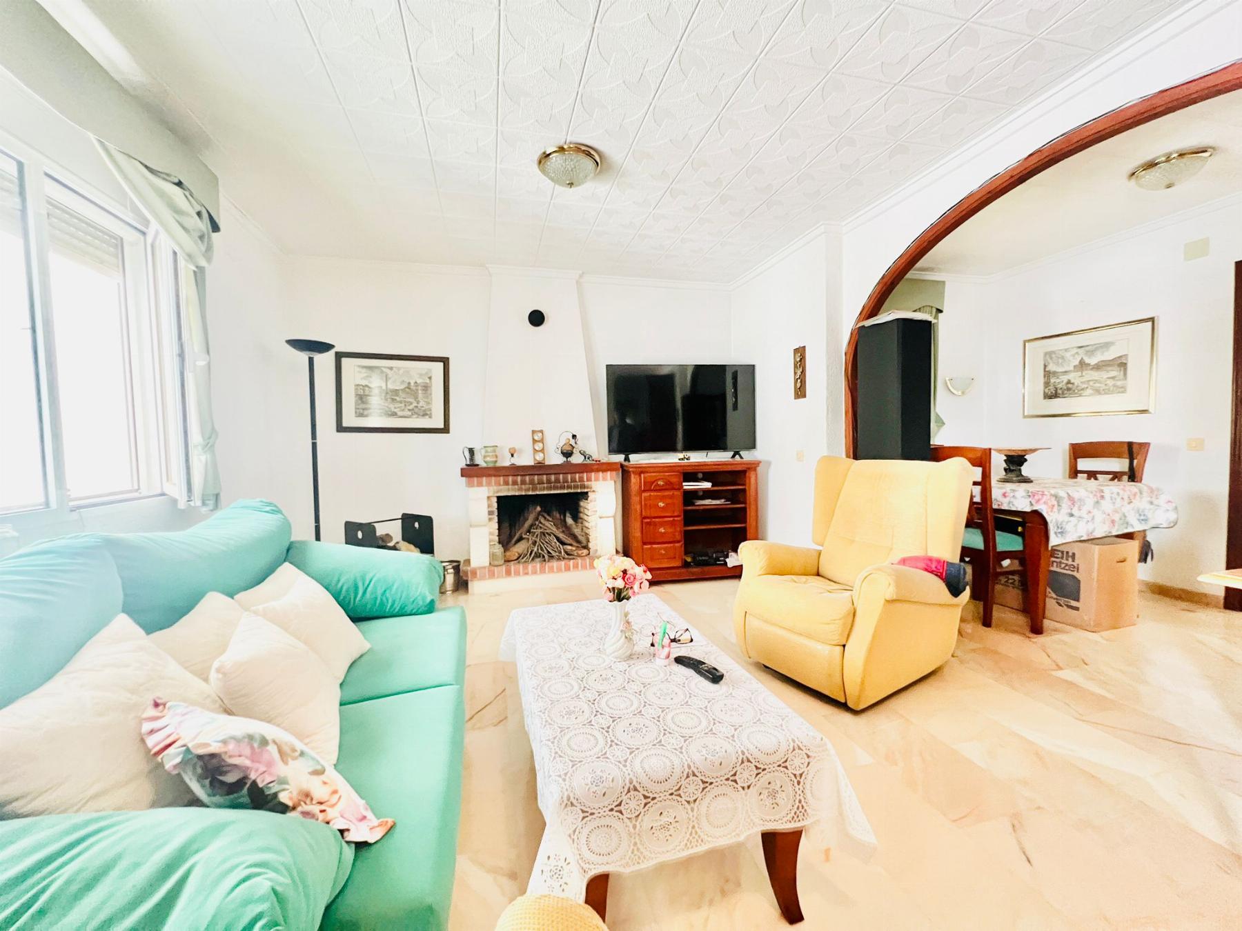 For sale of villa in Pilar de la Horadada