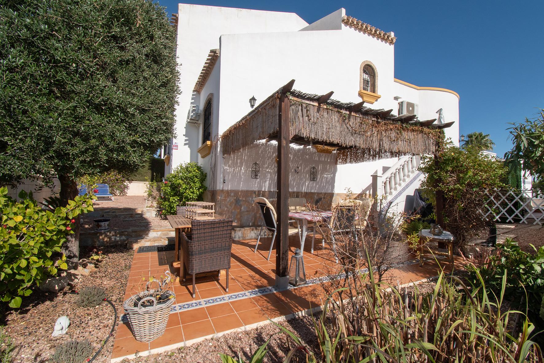 Venta de chalet en Orihuela Costa