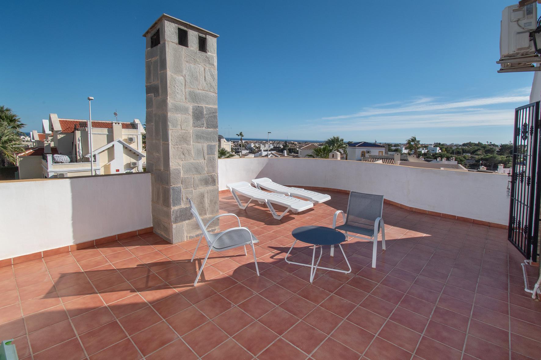 Venta de chalet en Orihuela Costa