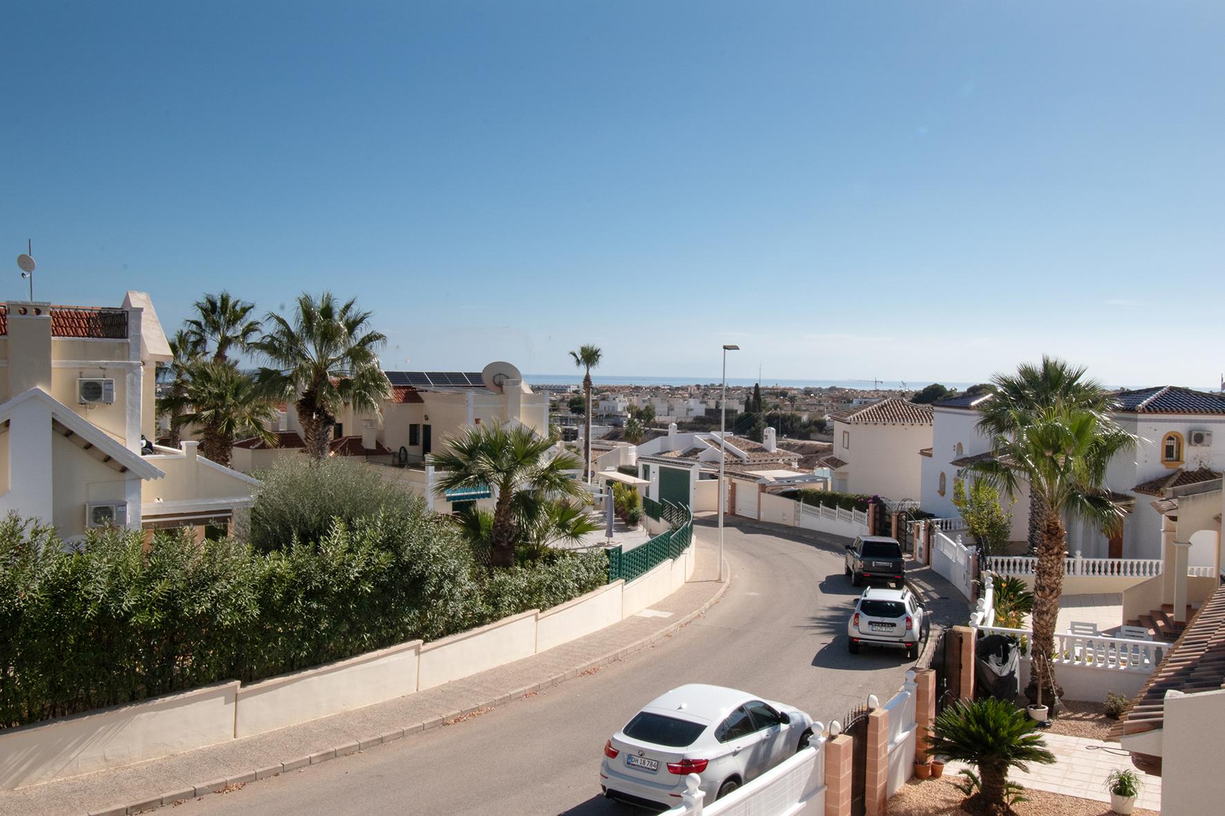 Venta de chalet en Orihuela Costa