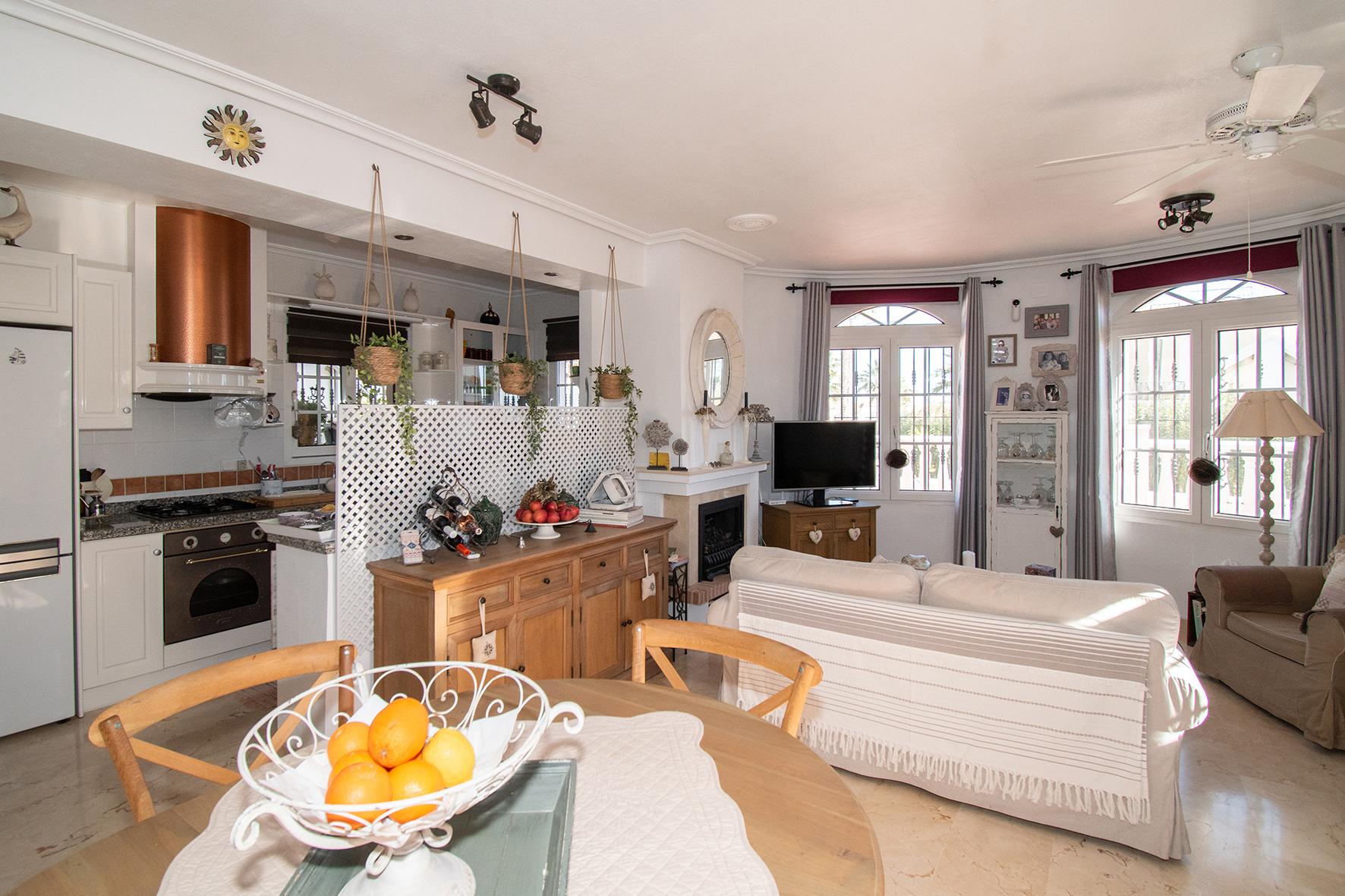 Venta de chalet en Orihuela Costa