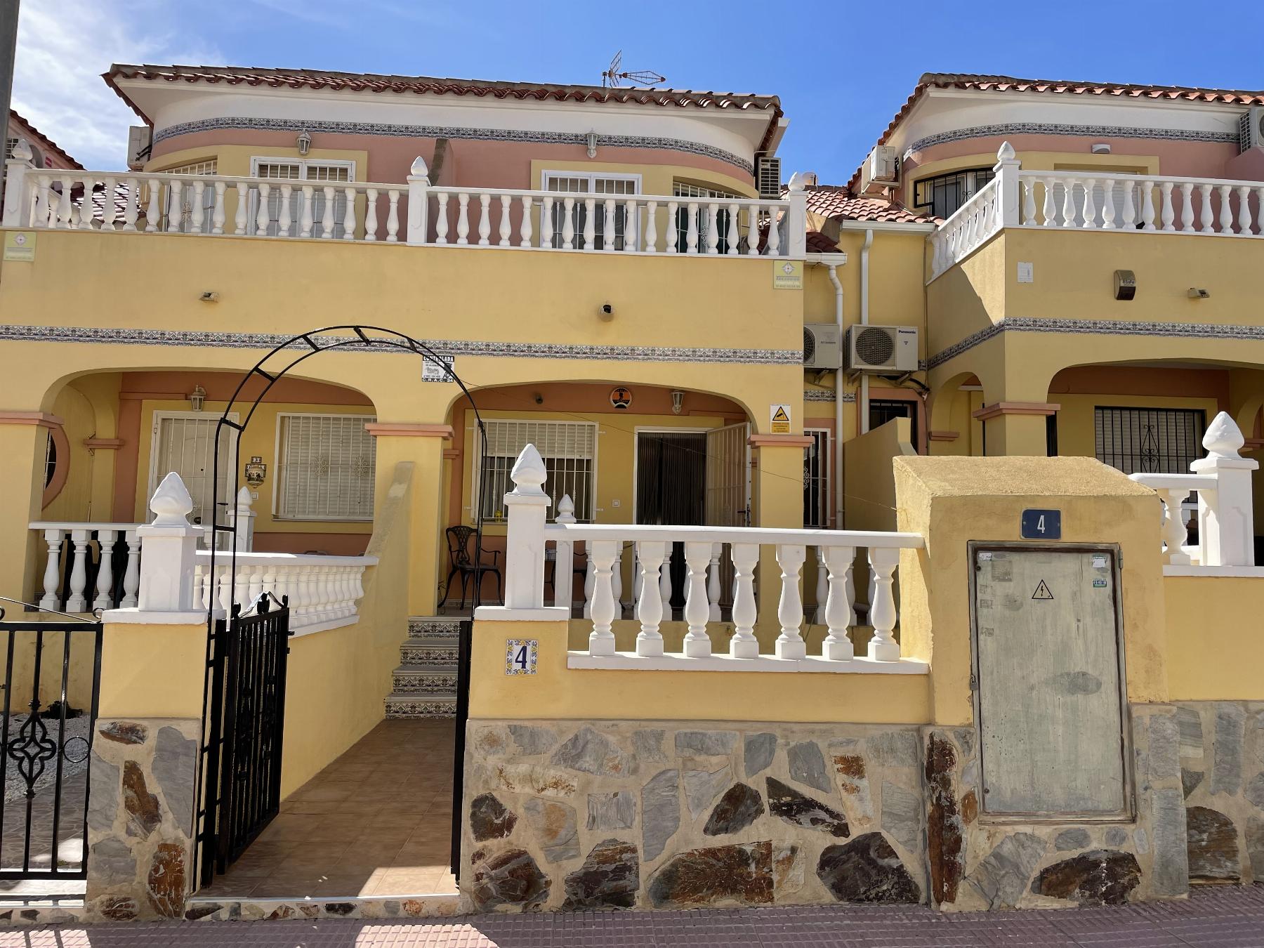 Venta de chalet en Orihuela Costa