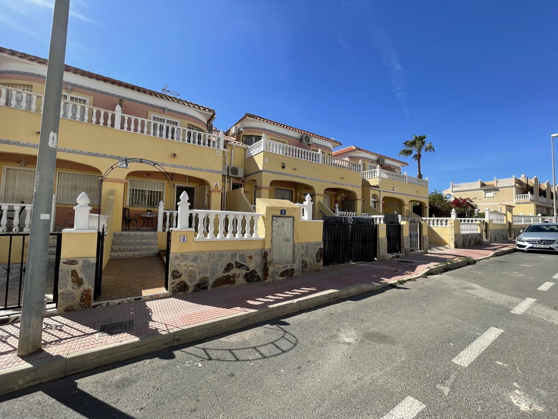 Venta de chalet en Orihuela Costa