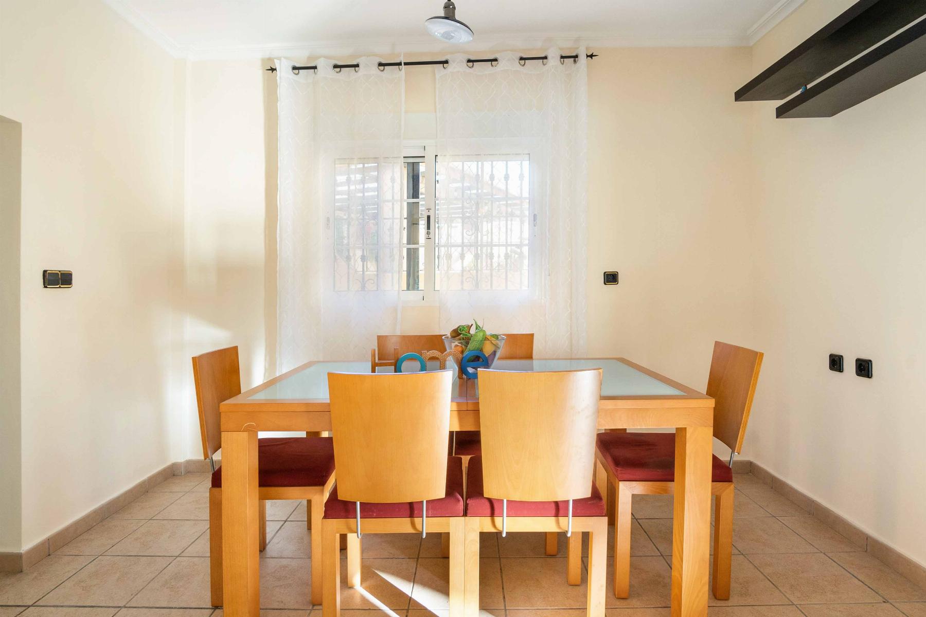 Köp av chalet i Orihuela Costa