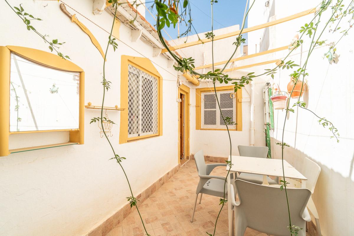 For sale of chalet in Torrevieja